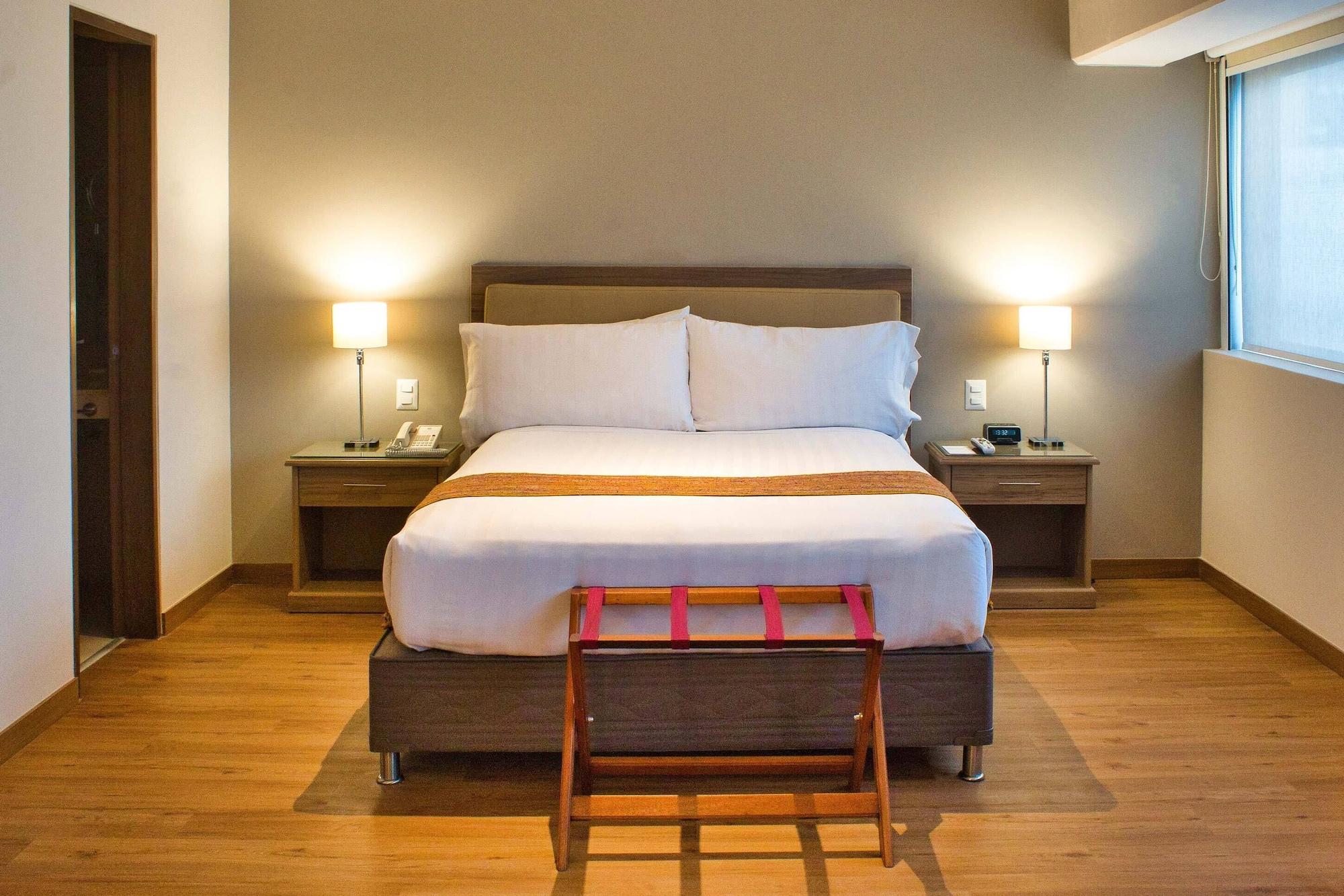 Estelar Bellavista Apartahotel Lima